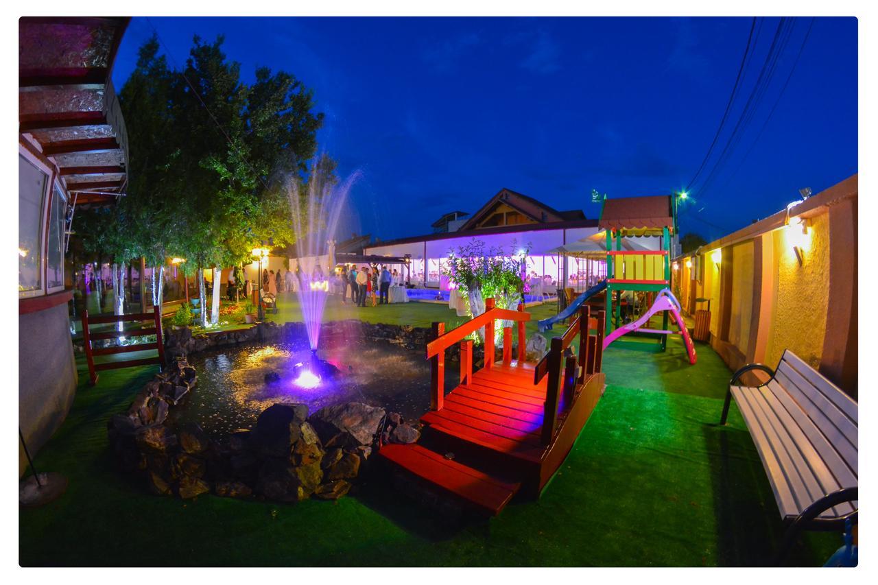 Hotel Pensiune Valentina Râmnicu Vâlcea Exterior foto